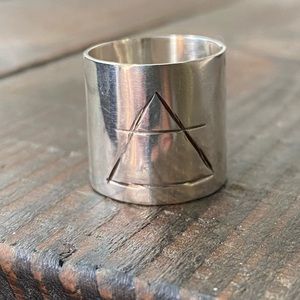 Silver Custom Made Ring - Size 8